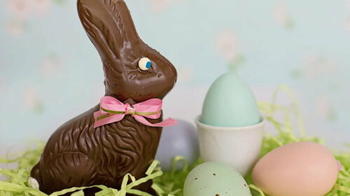 Vente de patisseries et œufs de Pâques